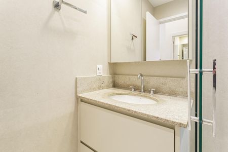 Studio para alugar com 50m², 1 quarto e sem vaga Studio para alugar com 50m², 1 quarto e sem vagaBanheiro