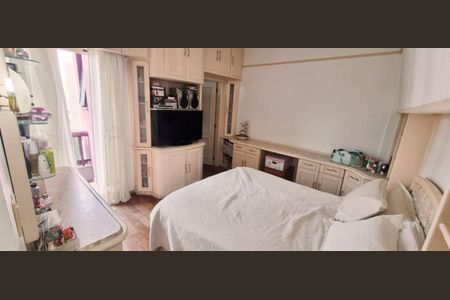 Apartamento para alugar com 360m², 5 quartos e 4 vagas Apartamento para alugar com 360m², 5 quartos e 4 vagasQuarto