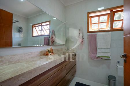 Casa à venda com 477m², 3 quartos e 4 vagas