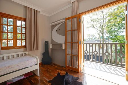 Casa à venda com 477m², 3 quartos e 4 vagas