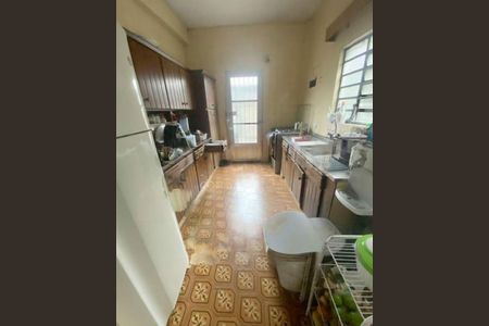 Casa à venda com 5 quartos, 300m² em Santo Amaro, São Paulo