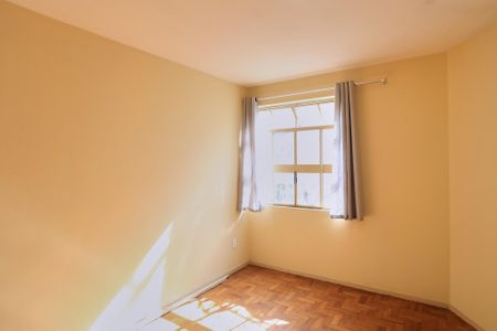 Apartamento à venda com 100m², 3 quartos e 1 vagaQuarto