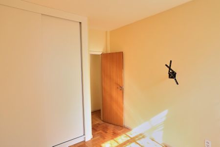 Apartamento à venda com 100m², 3 quartos e 1 vagaQuarto 2