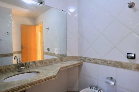 Apartamento à venda com 100m², 3 quartos e 1 vagaBanheiro