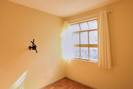 Apartamento à venda com 100m², 3 quartos e 1 vagaQuarto 2