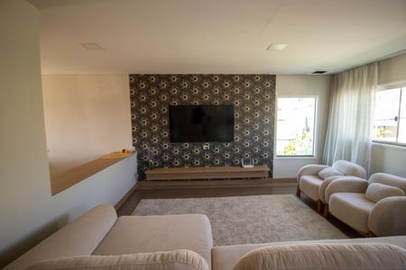 Casa de Condomínio à venda com 4 quartos, 240m² em Colônia Agrícola Arniqueira, Brasília