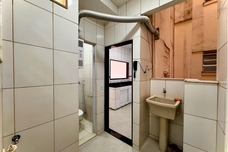 Apartamento à venda com 72m², 2 quartos e sem vaga Apartamento à venda com 72m², 2 quartos e sem vagaÁrea de serviço