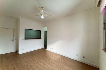 Apartamento à venda com 72m², 2 quartos e sem vaga Apartamento à venda com 72m², 2 quartos e sem vagaSala