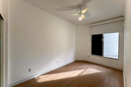 Apartamento à venda com 72m², 2 quartos e sem vaga Apartamento à venda com 72m², 2 quartos e sem vagaSuíte