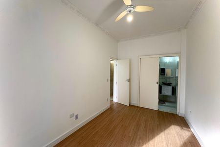 Apartamento à venda com 72m², 2 quartos e sem vaga Apartamento à venda com 72m², 2 quartos e sem vagaSuíte