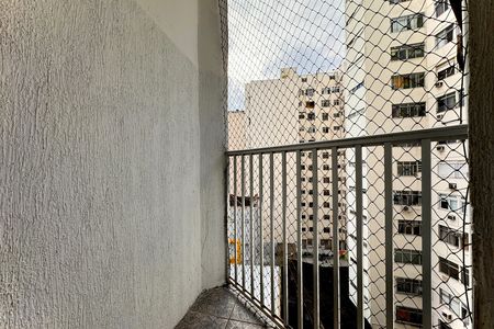Apartamento à venda com 72m², 2 quartos e sem vaga Apartamento à venda com 72m², 2 quartos e sem vagaVaranda da Suíte