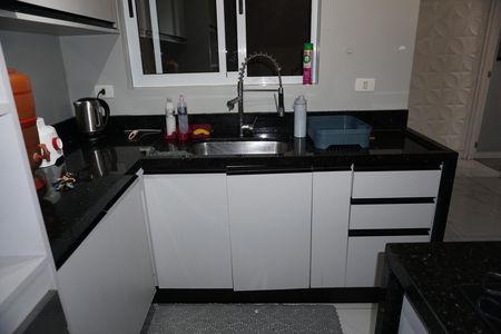 Casa para alugar com 60m², 3 quartos e 1 vagaCozinha