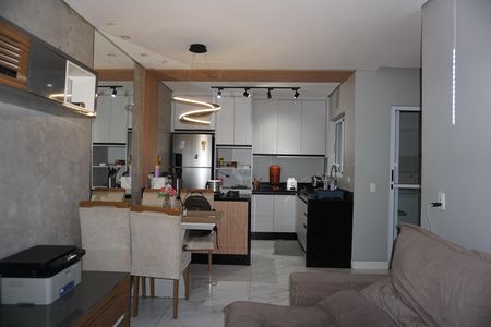 Sala de casa para alugar com 3 quartos, 60m² em Jardim Santa Cruz, Embu das Artes