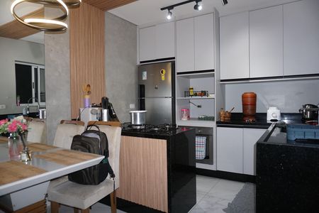 Casa para alugar com 60m², 3 quartos e 1 vagaCozinha
