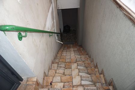 Casa para alugar com 60m², 3 quartos e 1 vagaEscada