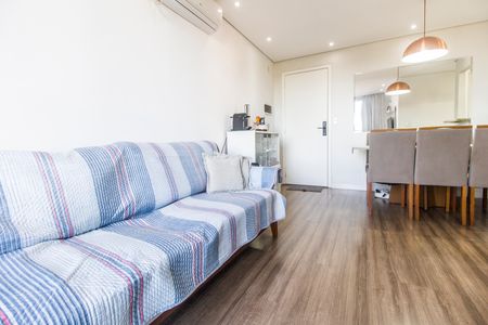 Sala  de apartamento para alugar com 2 quartos, 51m² em Vila Caldas, Carapicuíba
