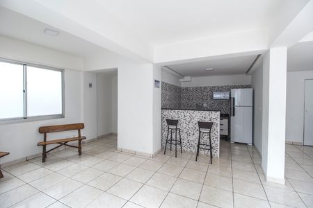 Apartamento para alugar com 51m², 2 quartos e 1 vaga Apartamento para alugar com 51m², 2 quartos e 1 vagaÁrea comum - Salão de festas