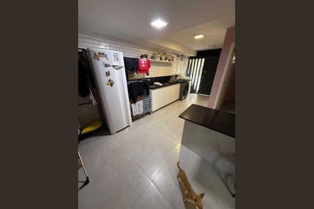 Casa de condomínio à venda com 665m², 4 quartos e sem vaga