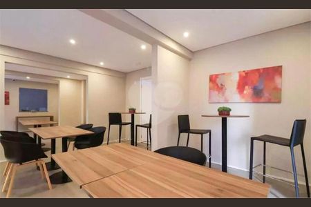 Apartamento à venda com 37m², 2 quartos e sem vaga