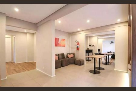 Apartamento à venda com 37m², 2 quartos e sem vaga