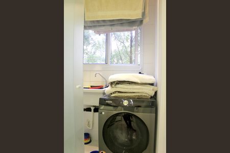 Apartamento à venda com 75m², 3 quartos e 2 vagasLavanderia 