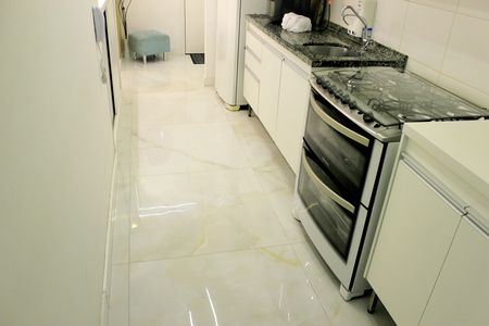 Apartamento à venda com 75m², 3 quartos e 2 vagasCozinha 