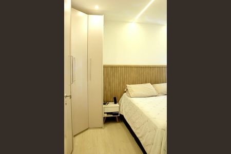 Apartamento à venda com 75m², 3 quartos e 2 vagasSuíte 