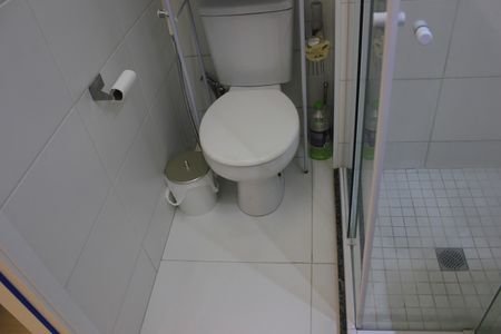 Apartamento à venda com 75m², 3 quartos e 2 vagasBanheiro da Suíte 