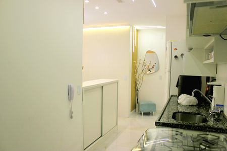 Apartamento à venda com 75m², 3 quartos e 2 vagasCozinha 