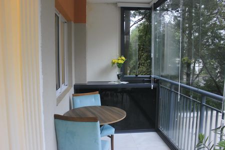 Apartamento à venda com 75m², 3 quartos e 2 vagasVaranda 