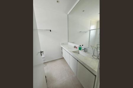 Casa de condomínio à venda com 440m², 4 quartos e 6 vagas Casa de condomínio à venda com 440m², 4 quartos e 6 vagasFoto 19