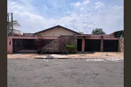 Casa para alugar com 1016m², 4 quartos e sem vaga