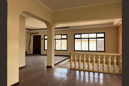 Casa para alugar com 1016m², 4 quartos e sem vaga