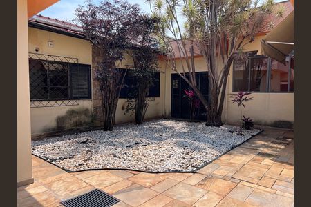 Casa para alugar com 1016m², 4 quartos e sem vaga