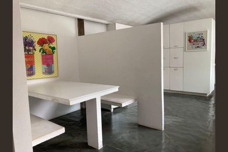 Casa à venda com 4 quartos, 325m² em Lapa, São Paulo