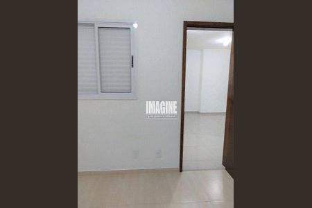 Apartamento para alugar com 2 quartos, 40m² em Vila Nhocuné, São Paulo