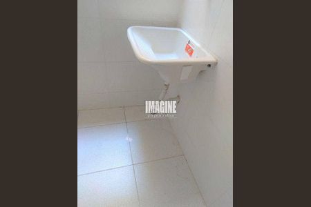 Apartamento para alugar com 2 quartos, 40m² em Vila Nhocuné, São Paulo