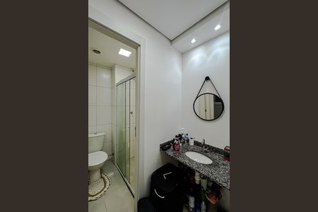 Apartamento à venda com 35m², 2 quartos e sem vaga Apartamento à venda com 35m², 2 quartos e sem vagaBanheiro