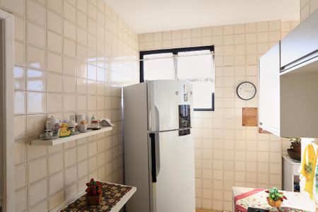 Apartamento à venda com 173m², 4 quartos e 2 vagas Apartamento à venda com 173m², 4 quartos e 2 vagasCozinha