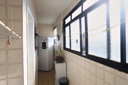 Apartamento à venda com 173m², 4 quartos e 2 vagas Apartamento à venda com 173m², 4 quartos e 2 vagasÁrea de Serviço