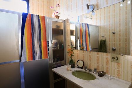 Apartamento à venda com 173m², 4 quartos e 2 vagas Apartamento à venda com 173m², 4 quartos e 2 vagasBanheiro