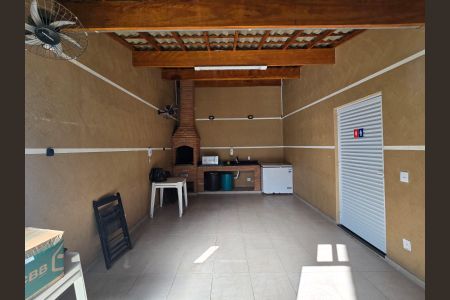 Apartamento para alugar com 42m², 2 quartos e sem vagaÁrea comum - Salão de festas