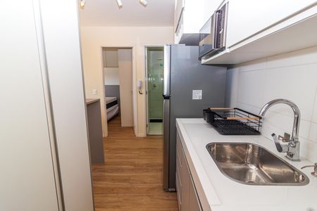 Apartamento à venda com 34m², 2 quartos e 1 vaga Apartamento à venda com 34m², 2 quartos e 1 vagaCozinha e Área de Serviço