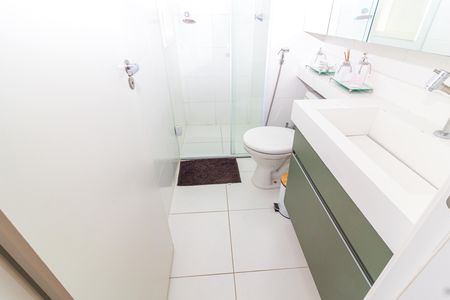 Apartamento à venda com 34m², 2 quartos e 1 vaga Apartamento à venda com 34m², 2 quartos e 1 vagaBanheiro