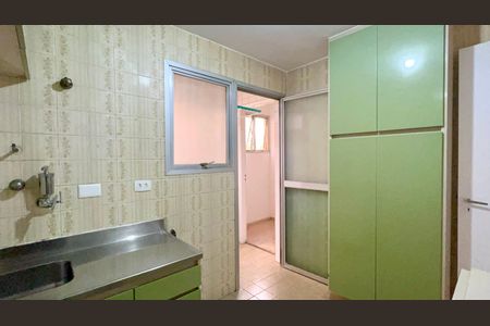 Cozinha de apartamento para alugar com 2 quartos, 67m² em Sumaré, São Paulo