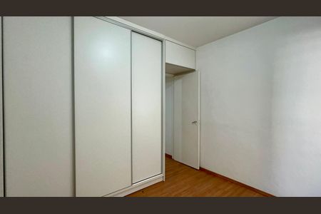 Apartamento à venda com 67m², 3 quartos e 1 vaga Apartamento à venda com 67m², 3 quartos e 1 vagaQuarto 2