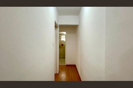 Corredor de apartamento à venda com 2 quartos, 67m² em Sumaré, São Paulo