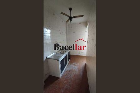 Apartamento à venda com 2 quartos, 49m² em Del Castilho, Rio de Janeiro