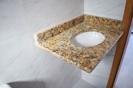 Apartamento à venda com 34m², 2 quartos e sem vagaBanheiro
