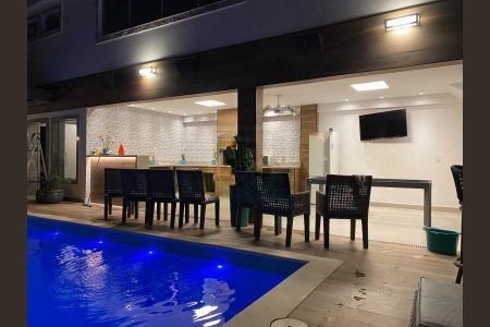 Casa de condomínio à venda com 450m², 6 quartos e 4 vagas